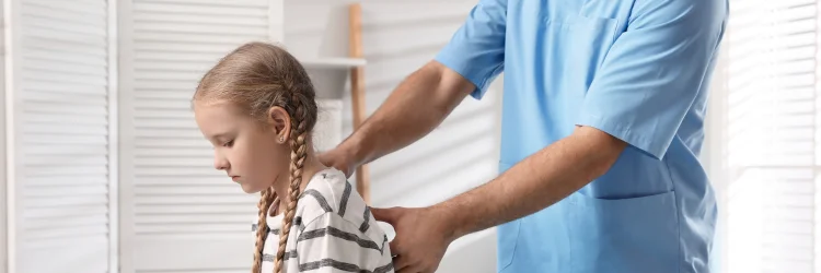 Weldon Spring MO Chiropractors May Help Scoliosis